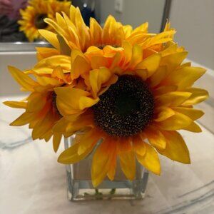 Nearly Natural 8" Fuax Acrylic Water Sunflower Arrangement. Square Container